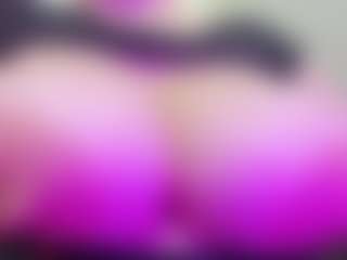 Live cam show with juliana-bigboobs - Oil on Free Soda