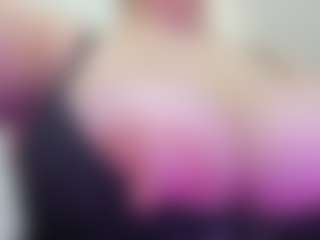 Live cam show with juliana-bigboobs - Moaning on Porn Luv