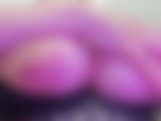 juliana-bigboobs's Live Sex Cam Show