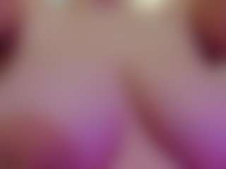 Live cam show with juliana-bigboobs - Oil on Free Soda