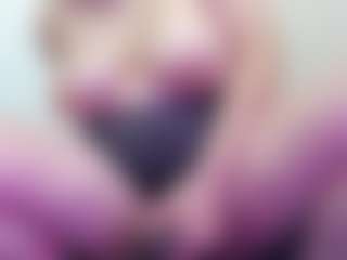 juliana-bigboobs's Live Sex Cam Show