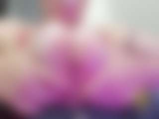 juliana-bigboobs's Live Sex Cam Show
