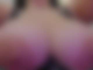 Live cam show with juliana-bigboobs - Mature on Camsoda