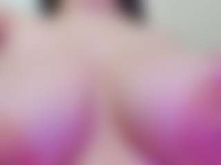 juliana-bigboobs MILF webcam performer live streaming