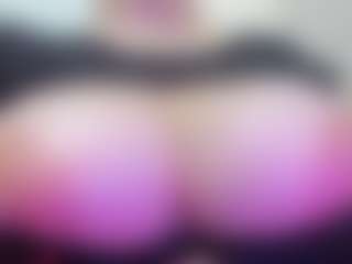 Live cam show with juliana-bigboobs - Tittyfuck on Camming Site