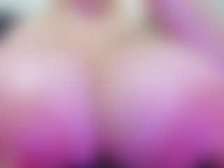 Live cam show with juliana-bigboobs - Tittyfuck on Hubzter Live
