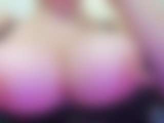 Live cam show with juliana-bigboobs - Oil on Gym Cam Girls