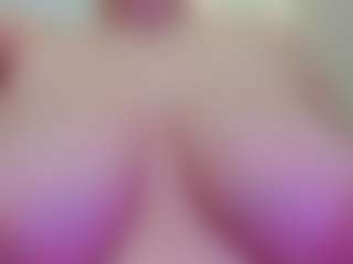 Live cam show with juliana-bigboobs - Moaning on Nude Chat * 1 On 1 Webcam Sex * Live Cam Show