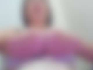 juliana-bigboobs's Live Sex Cam Show
