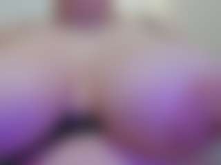 juliana-bigboobs MILF webcam performer live streaming