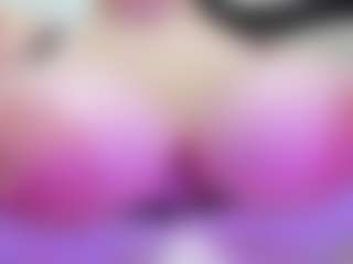 juliana-bigboobs's Live Sex Cam Show