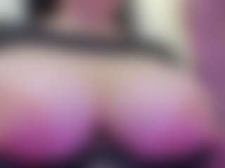 juliana-bigboobs MILF webcam performer live streaming
