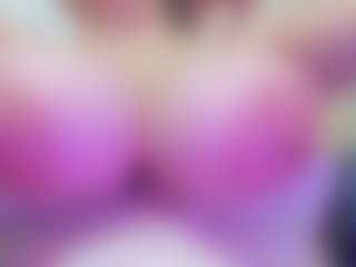 Live cam show with juliana-bigboobs - Strip on Milfs Live