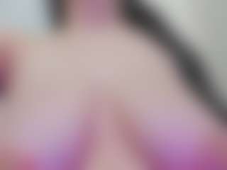 Live cam show with juliana-bigboobs - Moaning on Dare Cams
