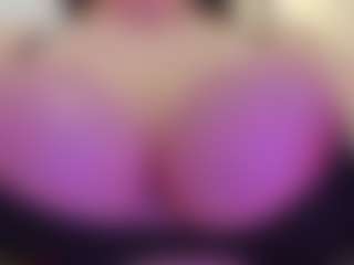 Live cam show with juliana-bigboobs - Latina Mature on slutload | colombia