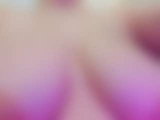 Live cam show with juliana-bigboobs - Tittyfuck on Camsoda