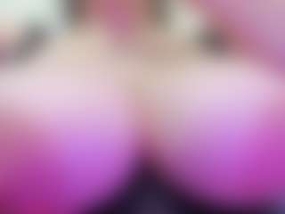 Live cam show with juliana-bigboobs - Tittyfuck on Camsoda