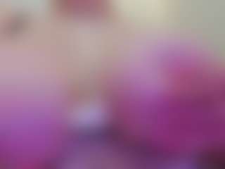 juliana-bigboobs MILF webcam performer live streaming