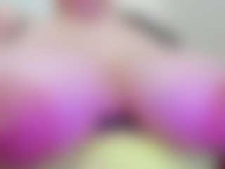 Live cam show with juliana-bigboobs - Mature on Camsoda