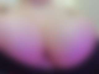 juliana-bigboobs MILF webcam performer live streaming