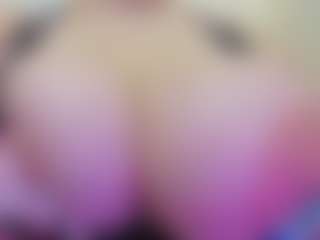 juliana-bigboobs's Live Sex Cam Show