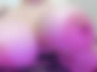 Live cam show with juliana-bigboobs - Middle Aged on WildCum