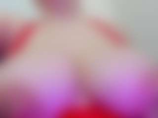 juliana-bigboobs's Live Sex Cam Show