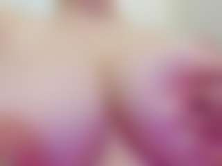 Live cam show with juliana-bigboobs - Moaning on https://playwithruby.com