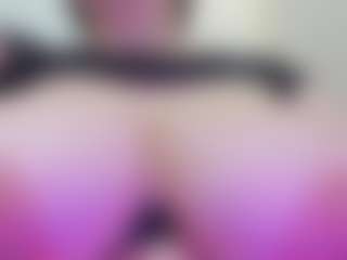 juliana-bigboobs's Live Sex Cam Show