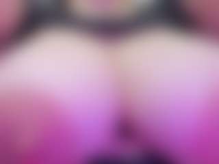juliana-bigboobs's Live Sex Cam Show