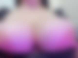 Эротическая трансляция с juliana-bigboobs — Mature на Camsoda