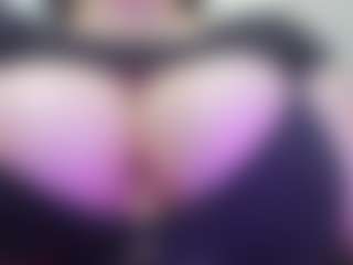 Live cam show with juliana-bigboobs - Mature MILF on Camsoda