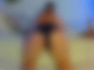valeryguti1's Live Sex Cam Show
