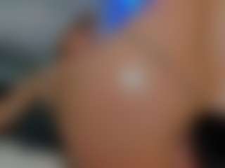 valeryguti1's Live Sex Cam Show