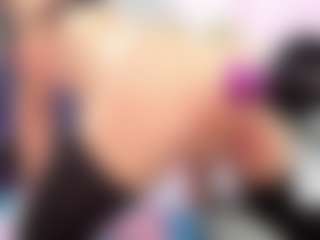Spettacolo in cam dal vivo con jhordananddanna - Strapon su Camsoda