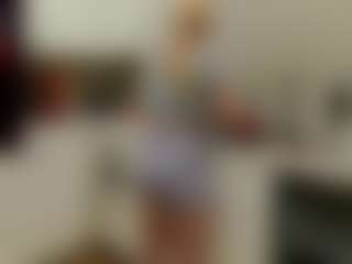 blondiewithanass's Live Sex Cam Show