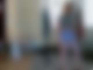 blondiewithanass's Live Sex Cam Show