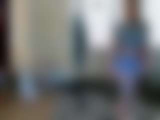 Live cam show with blondiewithanass - Small Ass on camtv