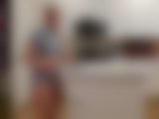 blondiewithanass's Live Sex Cam Show