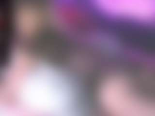 blondiewithanass's Live Sex Cam Show
