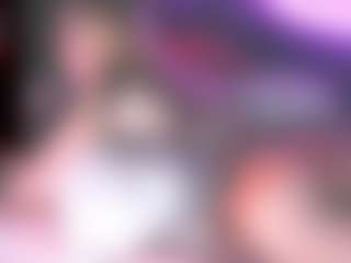 blondiewithanass's Live Sex Cam Show