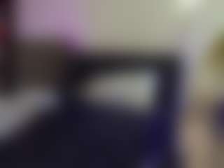 Live cam show with blondiewithanass - Oil on Instabang