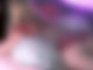 Live cam show with blondiewithanass - Small Ass on dropp.cam