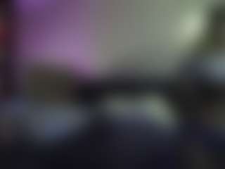 Live cam show with blondiewithanass - Green Eyes on Milfs Live