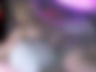 blondiewithanass's Live Sex Cam Show