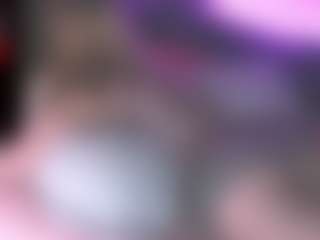 Live cam show with blondiewithanass - Green Eyes on Camiplay Live