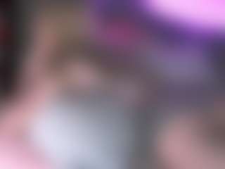 blondiewithanass's Live Sex Cam Show