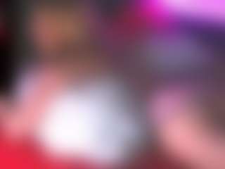 blondiewithanass's Live Sex Cam Show