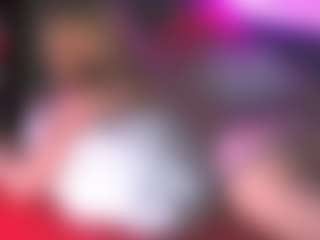 blondiewithanass's Live Sex Cam Show