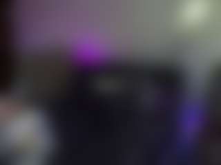 blondiewithanass's Live Sex Cam Show